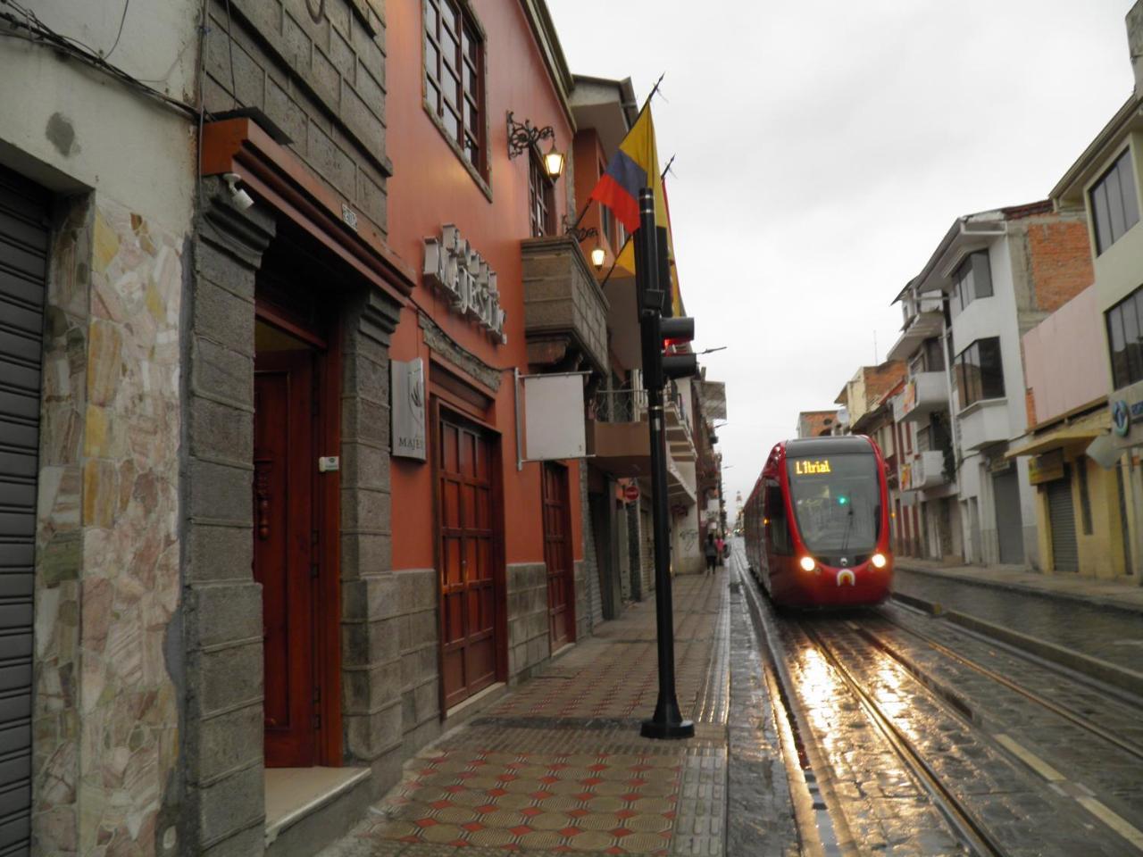 Majestic 2 By Hhg Hotel
